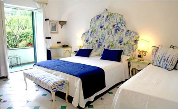 Palazzo-Murat-Bedroom-Bright